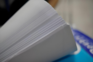 Carta per Fotocopie <span class=keywords><strong>A4</strong></span> in Rotolo, 70/75/80gsm, Carta da Stampa per Ufficio e Fotocopiatrici, Vendita Calda - Product Image 2