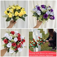 Bouquets commémoratifs floraux artificiels adaptés à la décoration extérieure des pierres tombales dans les cimetières, avec des roses artificielles