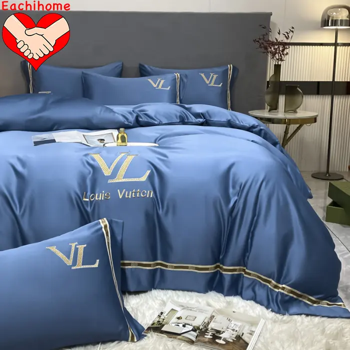 Nova luz luxo lavado algodão bordado de seda quatro peças conjunto de cama