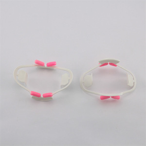 ที่เปิดปากแบบพลาสติกสำหรับทันตกรรม LK-707 เครื่องมือแบบใช้แล้วทิ้งสำหรับผู้ใหญ่ สีขาว - Product Image 2