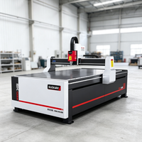 Routeur CNC refroidi à l'eau 1300*2500 pour machine de découpe et de gravure sur bois MDF