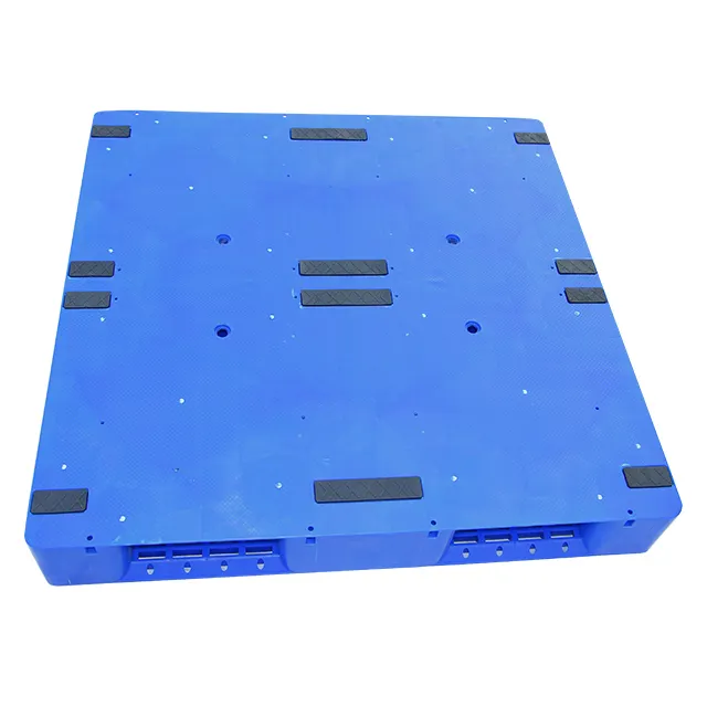 4-Way Entry Type Euro Spill Pallet Single Faced Style Made of HDPE Plastic Material