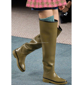 Bota de Chuva Feminina de Luxo <span class=keywords><strong>Original</strong></span> 22K Cano Alto de Borracha Outono/Inverno 2022 Estilo Streetstyle Salto 1cm Cano Largo - Product Image 1