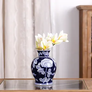 Redeco On Sale Chinese Style Ceramic Flower Vase Home Blue And White Porcelain Vase Ceramic Vase For Hotel Home Office Decor