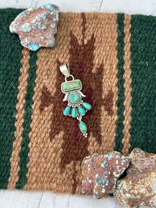 COLGANTE DE TURQUESA DE BÚFALO BLANCO EN PLATA DE LEY HECHO A MANO CON GEMAS Y JOYERÍA MBR PARA UNISEX, ESTILO ELEGANTE PARA ANIVERSARIO - Product Image 2