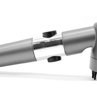 Pommeau de douche massant filtrant gris portable avec brosse de dos mains libres en silicone