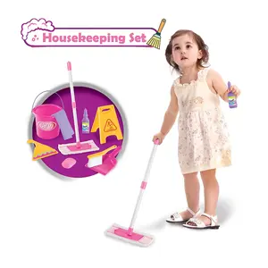 Piccolo aiutante pulizie con secchio Mop e accessori i bambini fingono di giocare a giocattoli per la pulizia