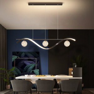 Lampade a Sospensione LED Nordiche, Lampadario a Striscia Lunga di Lusso per Sala da Pranzo, Soggiorno, Bar, Lampada a Sospensione Moderna <span class=keywords><strong>Semplice</strong></span> in Ferro Dorato - Product Image 1