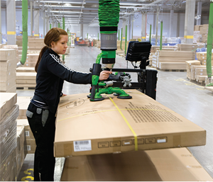 Bolsa de cartón móvil para apilar tubos de vacío, elevador con grúa y brazo - Product Image 6