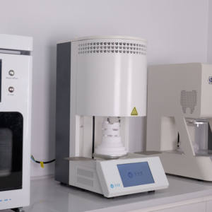 Horno de Porcelana Yucera para Uso en Laboratorios Dentales con Control de Alta Temperatura y Precisión - Product Image 5