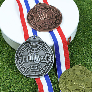 เหรียญกีฬาเทควันโด วอลเลย์บอล ฟุตบอล ฮอกกี้ ซอฟต์บอล แบบกำหนดเอง พิมพ์ลาย 3 มิติ ด้วยเทคนิคเคลือบอ่อนด้วยแสงยูวี บนเหรียญโลหะ - Product Image 5