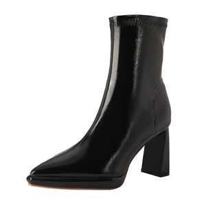 Botas de media pantorrilla ajustadas, modernas y versátiles para mujer, para otoño e invierno, con tacones gruesos. - Product Image 1