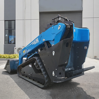 Nouveau type de mini-chargeuse compacte V1000 avec moteur diesel Kubota de 25 CV, chargeuse sur chenilles, broyeur pour mini-chargeuse compacte