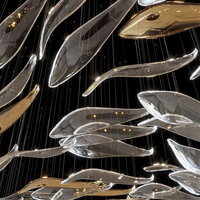 Lustre personnalisé en forme de poisson en cristal pour la décoration intérieure Longree, grand hall d'hôtel, escalier