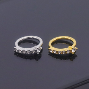 Bijoux de piercing style européen, anneaux en plaqué or 18 carats avec strass pour cartilage d'oreille et nez, cadeau, bijoux tendance - Product Image 3