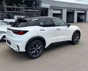 2025 LEXUS LBX 1,5 H SUV 2,4L motor de gasolina AWD caja de cambios automática fácil de usar - Product Image 5