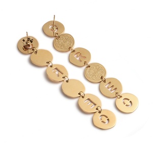 Pendientes de Lujo con Logotipo Personalizado de Marca, Regalo Combinado para las Fiestas - Product Image 5