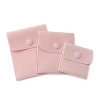 2024 vente directe d'usine taille de couleur rose personnalisée avec boutons pochette à bijoux velours microfibre cuir Logo en gros pour protéger