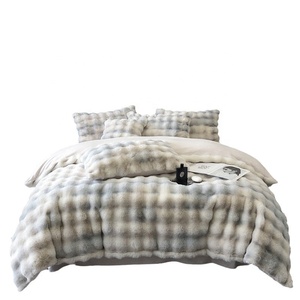 Sang Trọng Bốn Mảnh Quilt Đặt Thỏ Sang Trọng Sữa Nhung Dày Chắp Vá Tấm Ga Giường Cho Mùa Thu Mùa Đông Ấm Áp Bộ Đồ Giường - Product Image 1