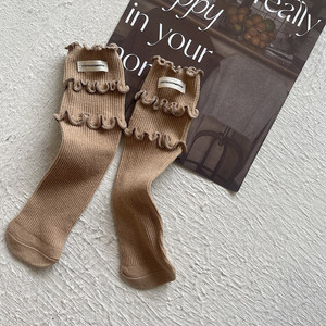 <span class=keywords><strong>Acheter</strong></span> en gros enfants chaussettes automne hiver trois couches champignon dentelle lettre étiquetage fille s chaussettes Tube Pile chaussettes - Product Image 3