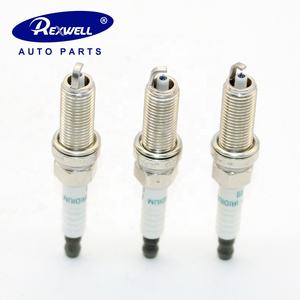 Японские Оригинальные Платиновые Свечи зажигания для Nissan FXE22HR11 22401-EW61C - Product Image 3