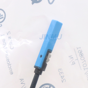 Mới ban đầu xi lanh <span class=keywords><strong>c</strong></span>ảm biến RZT7-03ZUS-KU0 1070861 <span class=keywords><strong>Magnetic</strong></span> Proximity <span class=keywords><strong>c</strong></span>ảm biến DC hai dây thường mở - Product Image 2