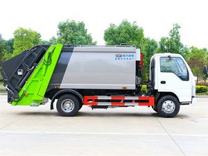 Camión Compactador de Basura Isuzu ELF de 5m³ 4X2, Nuevo, Altamente Maniobrable, Ideal para Zonas Residenciales y Calles Estrechas - Product Image 4