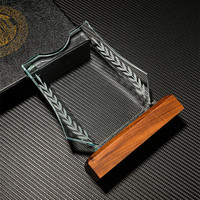 Plaque d'honneur artisanale en cristal K9 Coupe trophée en cristal vierge Gravure laser personnalisée Plaque en cristal octogone avec base en bois