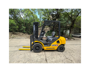 Montacargas Diésel Komatsu FD25 de 2.5 Toneladas, Usado, en Buenas Condiciones, Equipo Industrial Contrabalanceado FD25 en Venta - Product Image 1