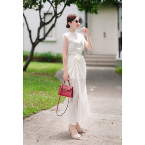 Elegante conjunto de traje de mujer blanco marfil Plume | Conjunto de Top y falda a juego de dos piezas de Vietnam - Product Image 3