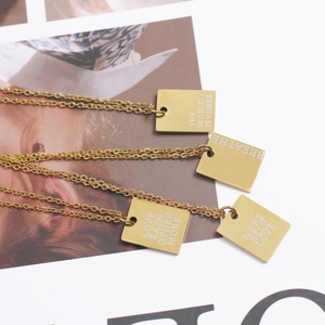 Collar Personalizado de Acero Inoxidable con Baño de Oro PVD de 18K, Grabado con Nombre o Patrón, Fabricación OEM/ODM - Product Image 5