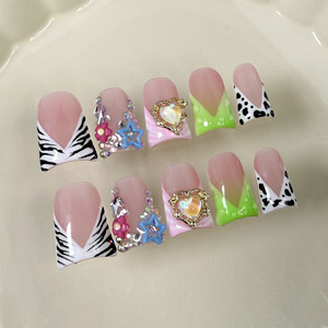 Hecho a mano 10 piezas nuevo 3D pato boca diseñador prensa-en acrílico <span class=keywords><strong>uñas</strong></span> al por mayor <span class=keywords><strong>uñas</strong></span> postizas para una fácil aplicación - Product Image 4