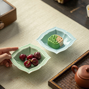 Assiette à fruits en céramique de style chinois, forme irrégulière, en porcelaine, rétro, pour la salle de thé, plat à collation, usage domestique et festif - Product Image 2