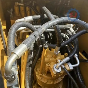 Excavatrice hydraulique CAT320D2 de 20 tonnes en excellent état, très demandée - Product Image 2