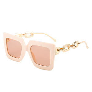 <span class=keywords><strong>Gafas</strong></span> <span class=keywords><strong>de</strong></span> <span class=keywords><strong>sol</strong></span> cuadradas rectangulares para hombre <span class=keywords><strong>y</strong></span> mujer, anteojos con marco <span class=keywords><strong>de</strong></span> metal, moda coreana - Product Image 1