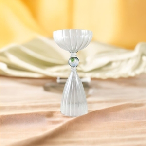 Wholesale High Quality Luxury European Design Hand-Blown Cocktail Glass <b>Goblet</b> for Daily Use - Product Image 2