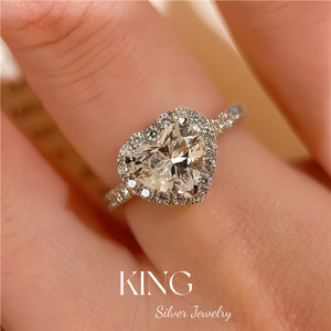 Bague en diamant en forme de cœur King, bijoux de mariage pour femmes en argent sterling S925 plaqué or - Product Image 1