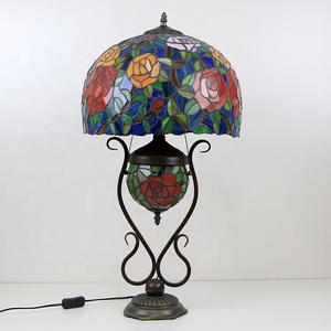 Lampe de table de lecture LED LongHuiJing, style <span class=keywords><strong>Tiffany</strong></span> moderne européen, 16 pouces, dôme en verre teinté rose rouge, simple, flexible et colorée - Product Image 4