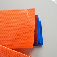 Un tuyau plat flexible en PVC à 8 barres d'une diamètre de 75 mm