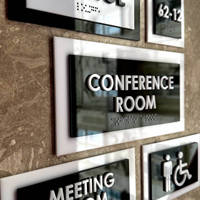 Placas de Identificación Modernas para Oficina al por Mayor, Placas de Puerta con Braille ADA, Placas de Número de Habitación para Hotel y Apartamento