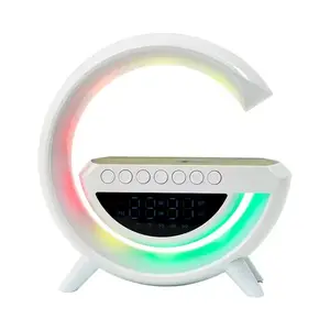 Varios estilos de hermoso altavoz BT luz nocturna cargador inalámbrico 10W alarma LED lámpara Mesa G forma digital LED reloj