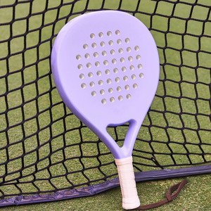 Raquette de badminton unisexe de qualité supérieure, fabriquée au Pakistan, best-seller, raquette de tennis professionnelle en fibre de carbone avec logo personnalisé - Product Image 5