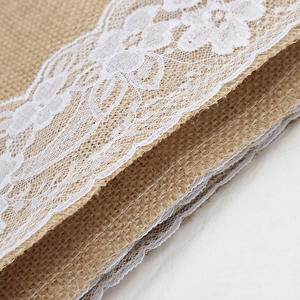 <span class=keywords><strong>Chemin</strong></span> <span class=keywords><strong>de</strong></span> <span class=keywords><strong>table</strong></span> vintage en toile <span class=keywords><strong>de</strong></span> jute brodée à fleurs, écologique et réutilisable pour les mariages champêtres, les fêtes et la décoration intérieure - Product Image 4