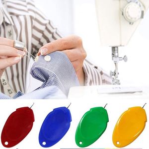 Outils de couture de fil automatique de bricolage Portable enfile-aiguille de Style Simple pour le plastique Durable âgé pour la couture - Product Image 6