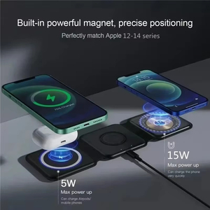 Cargador magnético inalámbrico 3 en 1 Estación de carga rápida Cargador de viaje plegable portátil para iPhone Apple Watch <span class=keywords><strong>AirPods</strong></span> - Product Image 3
