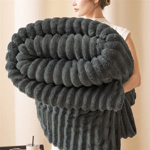 Nuevas mantas de felpa de conejo artificial para otoño, cálidas para camas, suaves mantas de coral para sofá, cómodas y gruesas sábanas. - Product Image 4