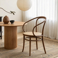 Fauteuil en bois massif, chaise de café, chaise de salle à manger, réplique de la chaise TON de Thonet. 30 ans d'histoire avec 150 ans de tradition
