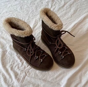 Bottes de neige en cuir à lacets avec isolation rembourrée et bords moelleux, bottes courtes pour l'hiver, style classique, bottes en coton pour femmes - Product Image 5