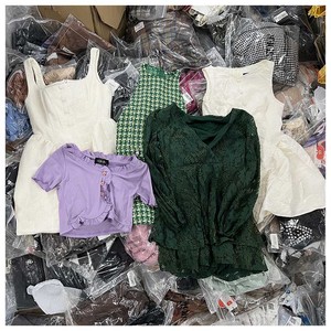 Ropa de Alta Calidad al por Mayor, Ropa de Mujer, Ropa de Marca, Vestidos de Mujer, Envío Aleatorio, Ropa de Segunda Mano al por Mayor - Product Image 4