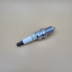 Bougies <span class=keywords><strong>d</strong></span>'allumage automatiques Offre Spéciale BKR6E-11/2756 BKR6E 22401-20J06/6962 Bougie <span class=keywords><strong>d</strong></span>'allumage de voiture de pièces <span class=keywords><strong>d</strong></span>'auto dans la bougie <span class=keywords><strong>d</strong></span>'allumage de moteur de voiture - Product Image 2
